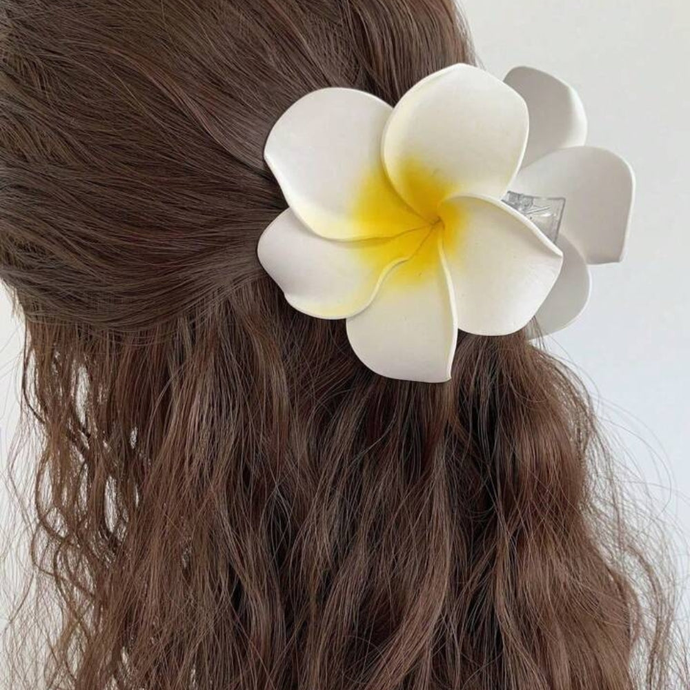 Realistic 3D flower Claw Clip